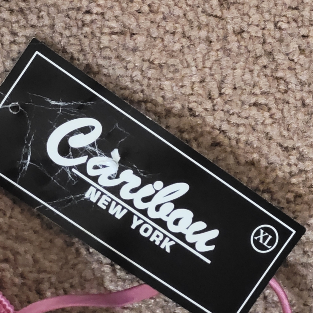 Caribou of New York Camisoles (2) - Picture 8 of 11